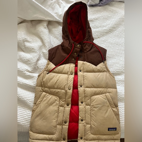 Patagonia Bivy Hooded Vest -womens - Picture 5 of 6